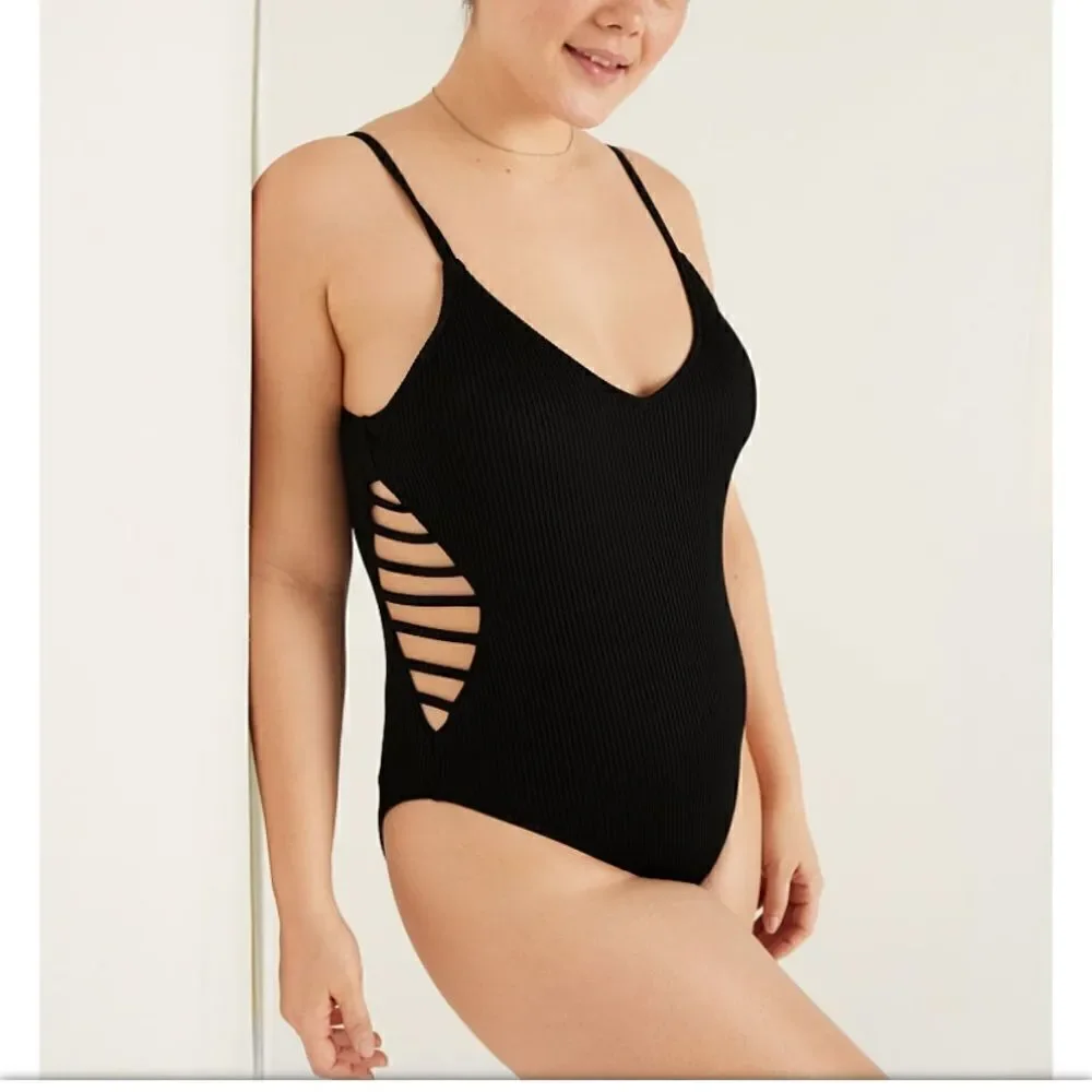 STRAPPY SIDE RIBBED ONE-PIECE